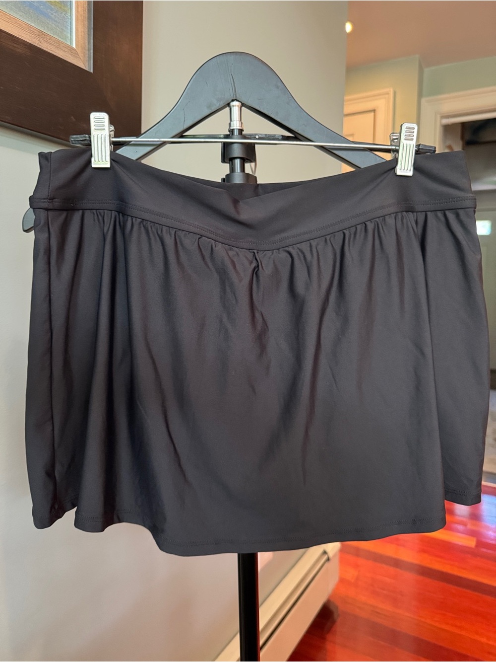 Anne Cole Black Split Front Swim Skirt bikini bottom Size XXL. NWOT.